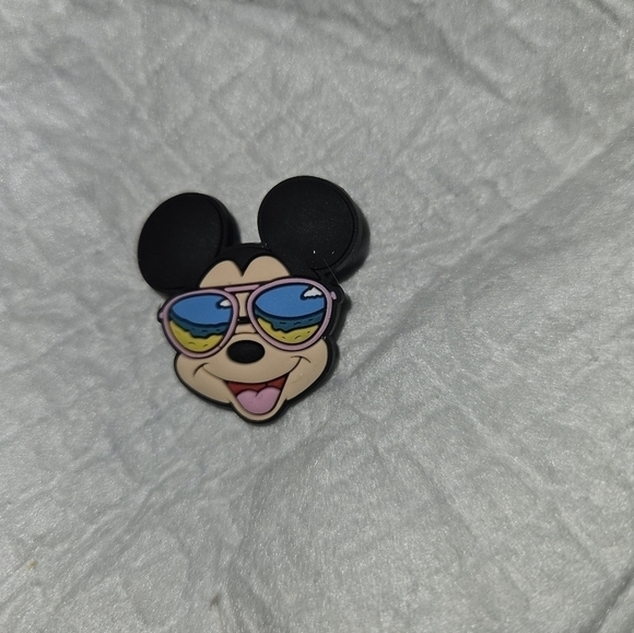 4/$8 Decorative Crocs Charm Shoe Charm - Mickey Mouse w/Sunglasses - Picture 3 of 3